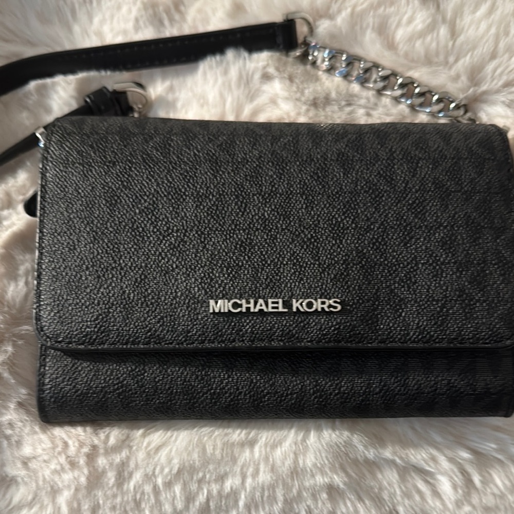 Michael Kors Black Crossbody Chain Strap Wallet